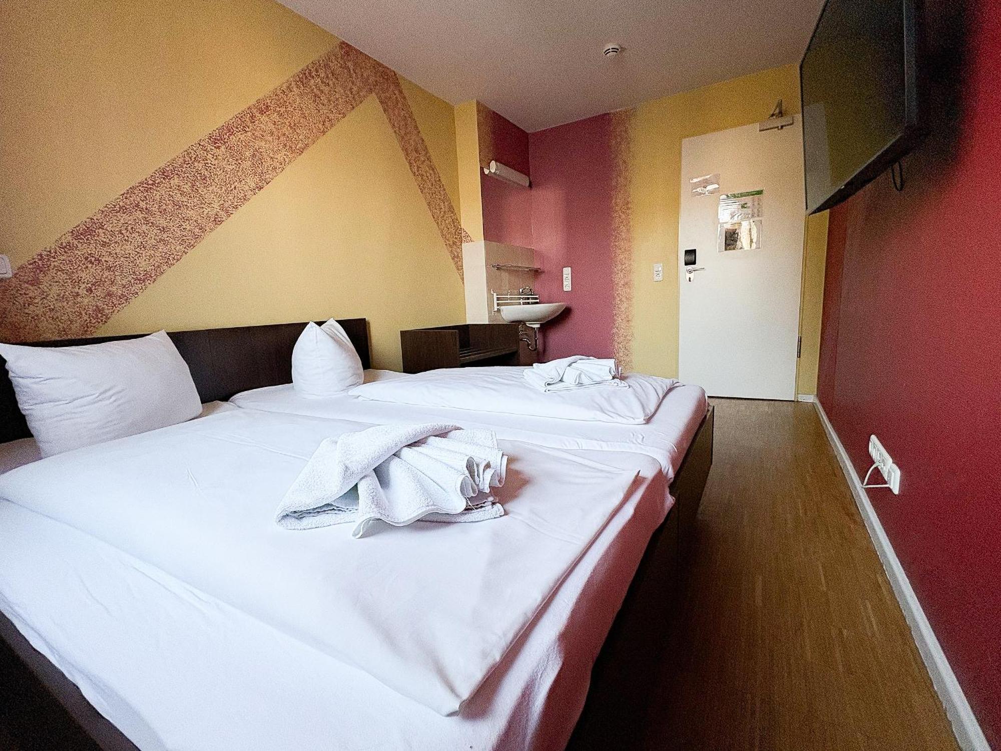 Holi City Apart Hotel Berlim Exterior foto